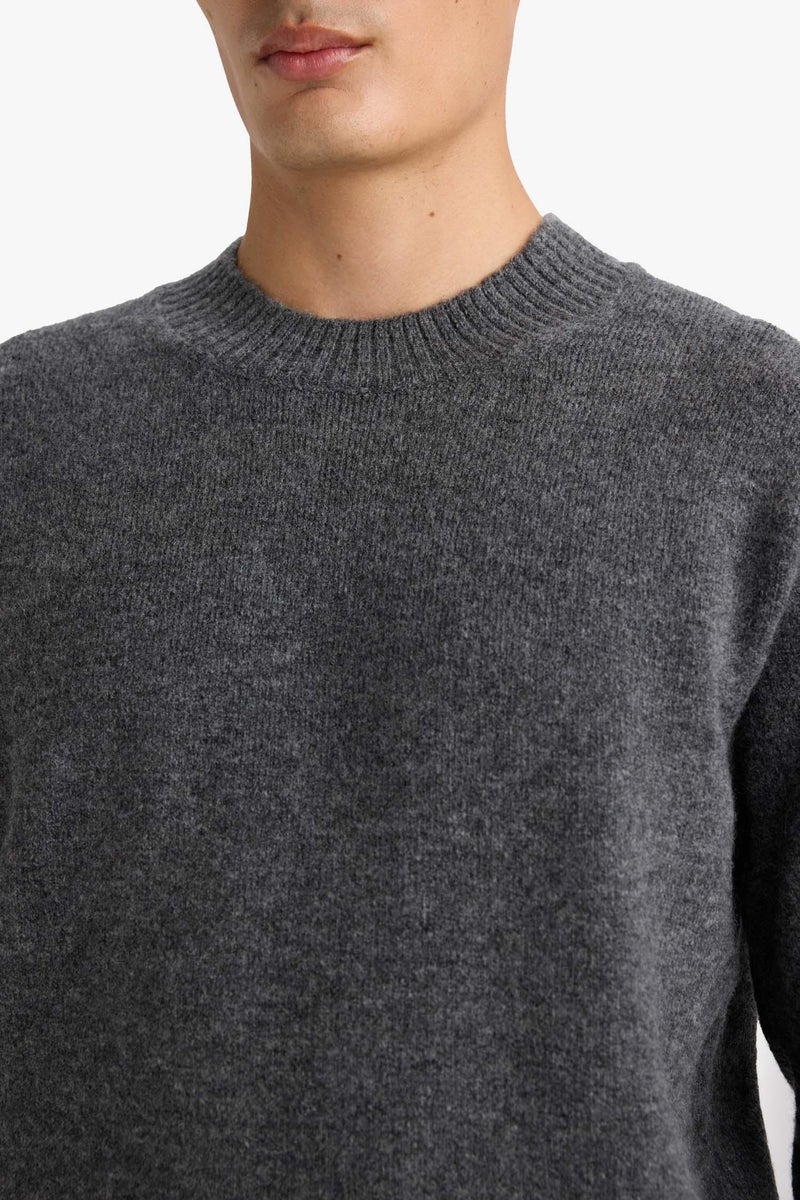 DeFacto Grey Man Relax Fit Crew Neck Knit Pullover Casual - Image 5